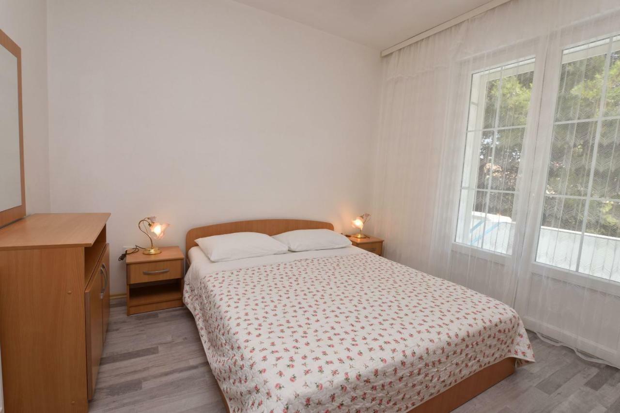 Apartments Brico Primosten Bagian luar foto